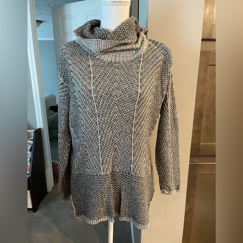 Eight eight eight cowlneck sweater